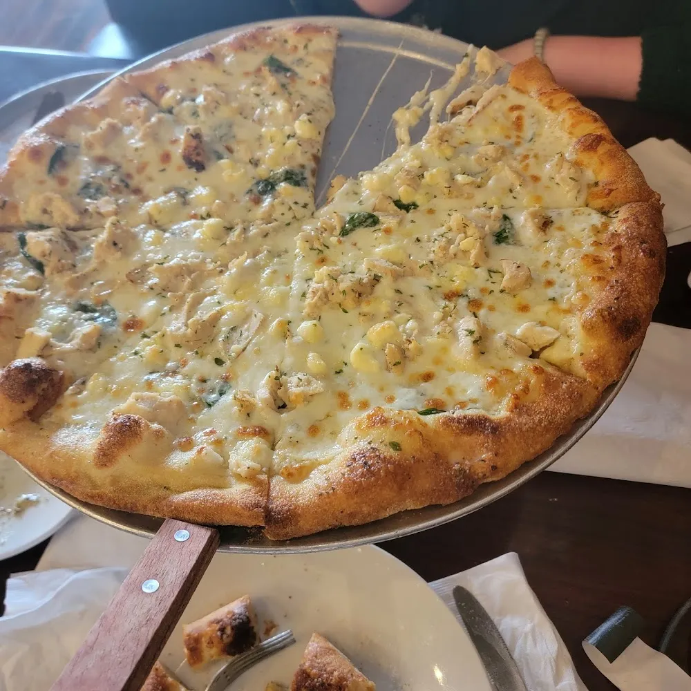 Chicken Alfredo Pizza with Spinach & Feta Added